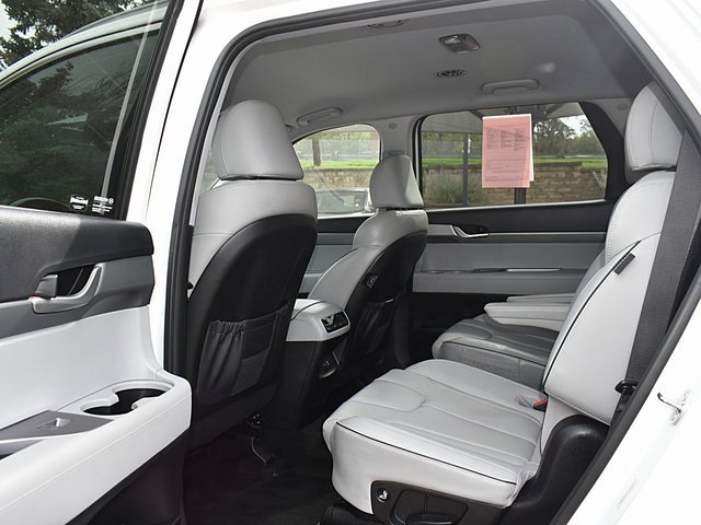 Used 2024 Hyundai Palisade SEL image 22