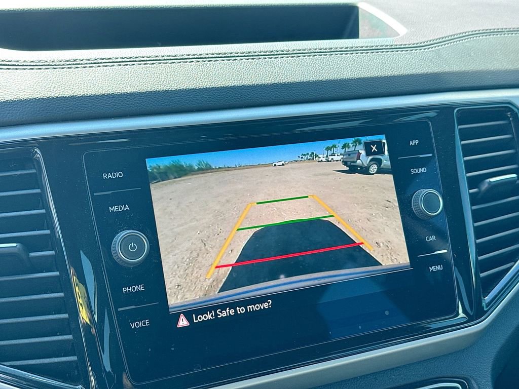 Used 2023 Volkswagen Atlas Cross Sport SE w/ Panoramic Sunroof Package image 15