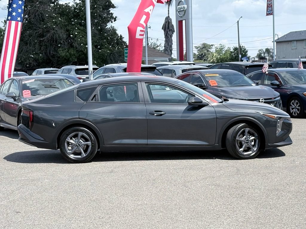Used 2025 Kia K4 FWD image 4