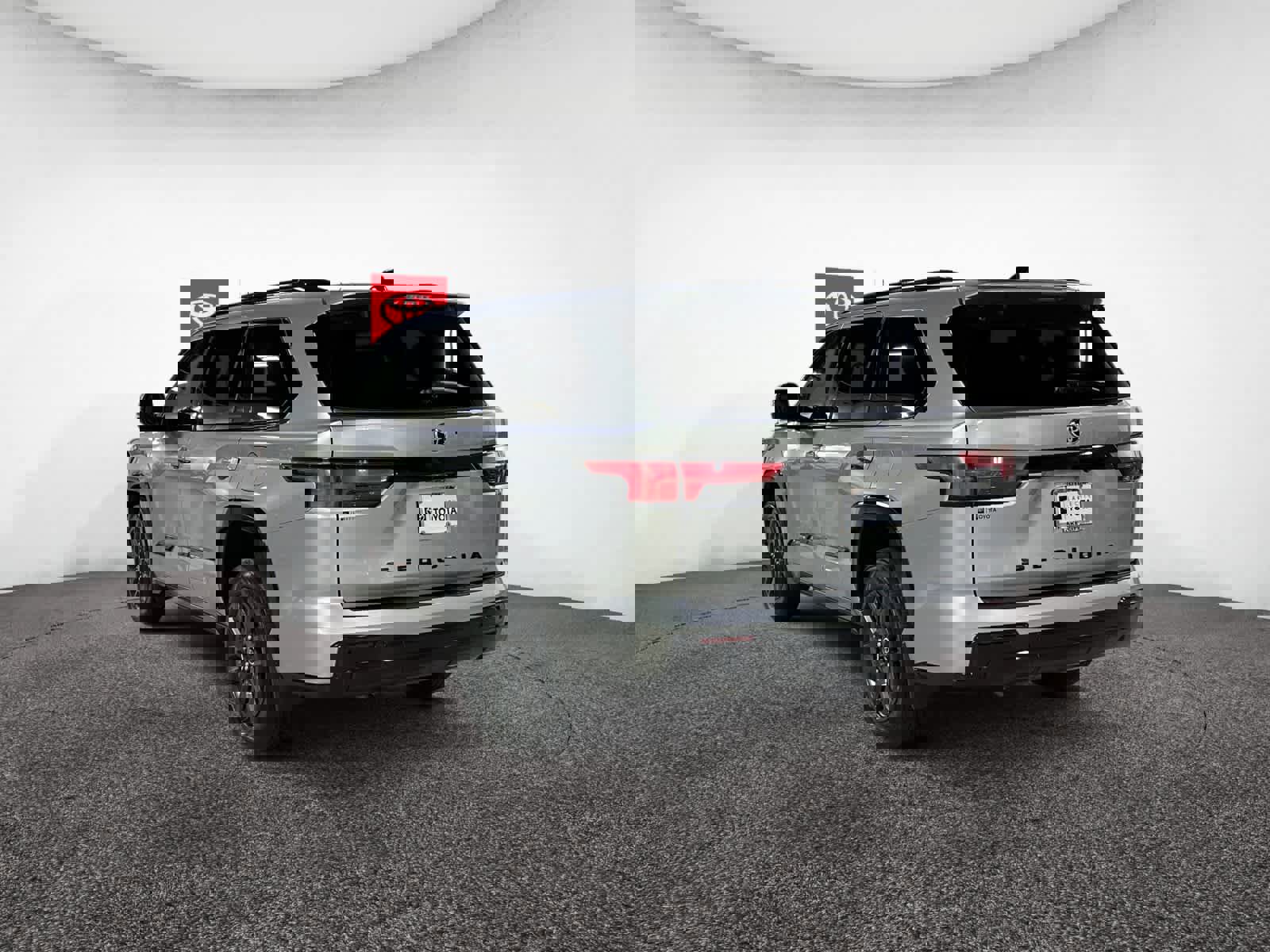 Used 2023 Toyota Sequoia Platinum image 4