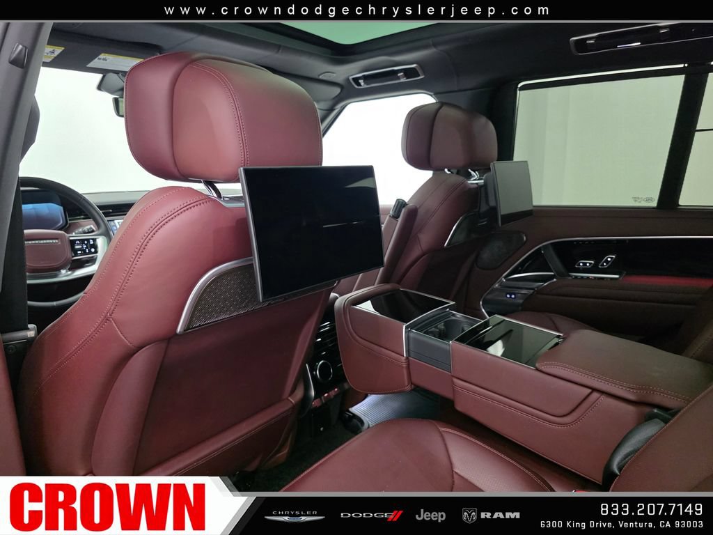 Used 2025 Land Rover Range Rover Autobiography AWD/4WD image 22