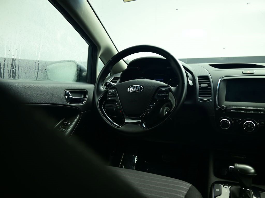 Used 2018 Kia Forte S image 8