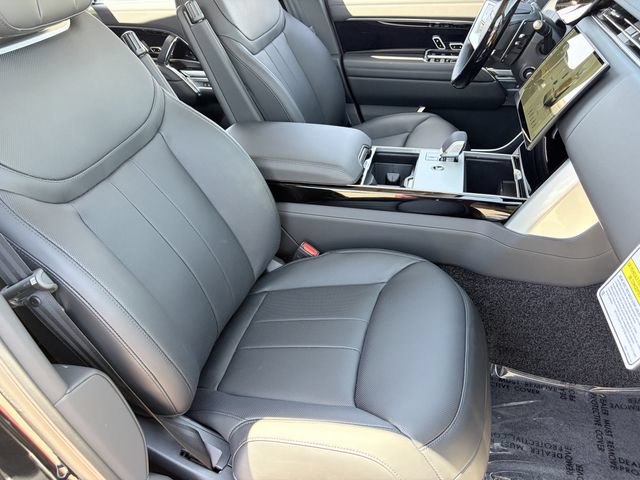 New 2026 Land Rover Range Rover Long Wheelbase SE AWD/4WD image 10