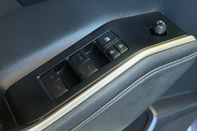 Certified 2021 Toyota Highlander XSE FWD image 13