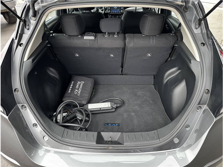 Used 2025 Nissan Leaf S FWD image 27