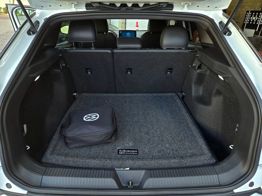 Certified 2023 Volkswagen ID.4 Pro image 22