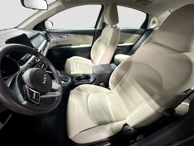 Used 2023 Kia Forte LXS image 20