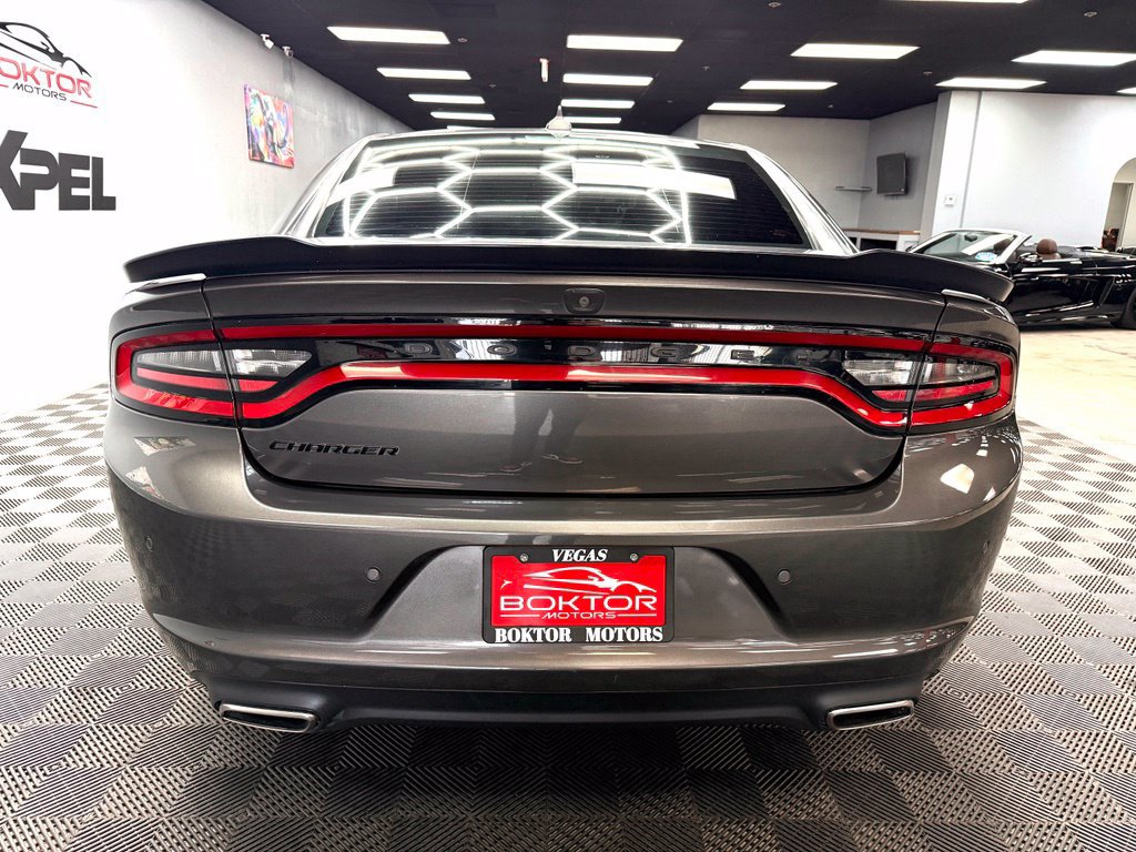 Used 2023 Dodge Charger SXT w/ Blacktop Package RWD image 12