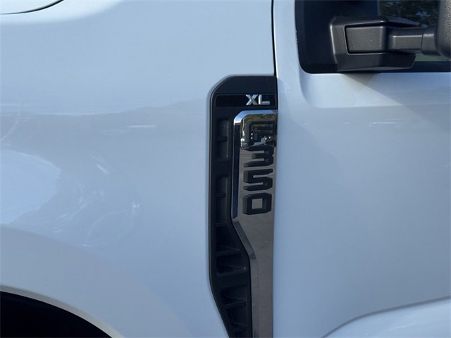 New 2026 Ford F350 XL w/ XL Chrome Package image 7