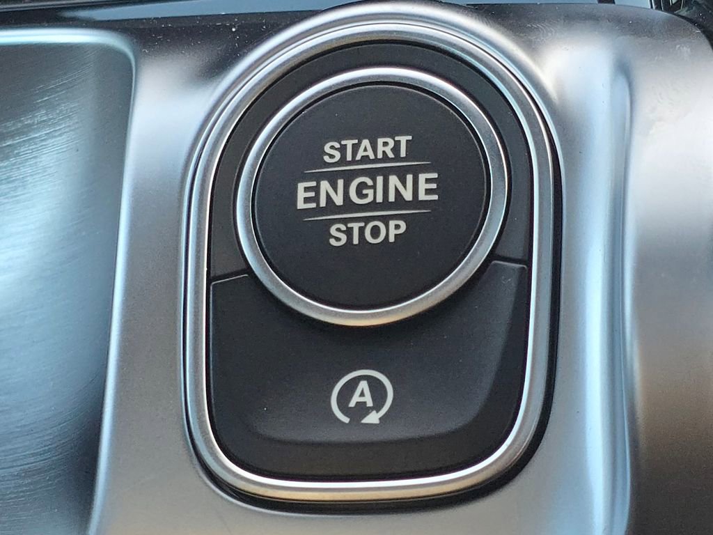 New 2026 Mercedes-Benz GLB 250 4MATIC image 33