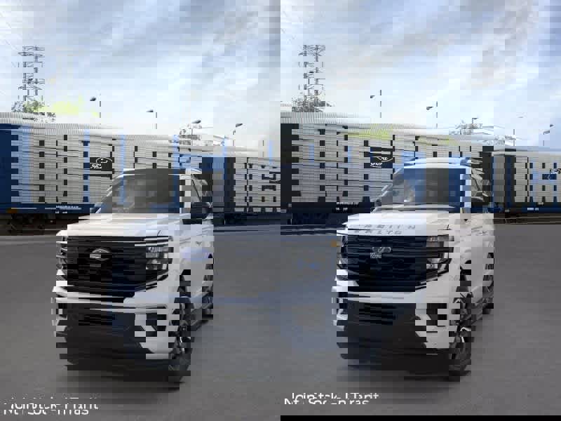 New 2026 Ford Expedition Active image 2