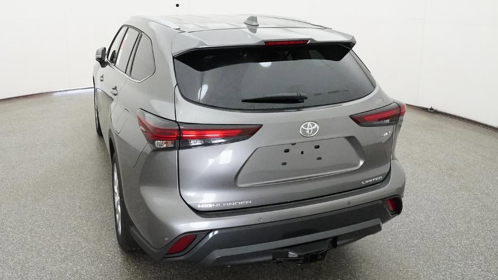 New 2026 Toyota Highlander Limited AWD/4WD image 6