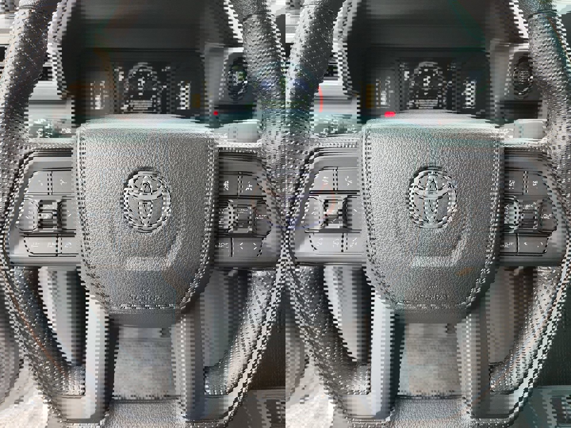 Used 2024 Toyota Tacoma SR5 image 29