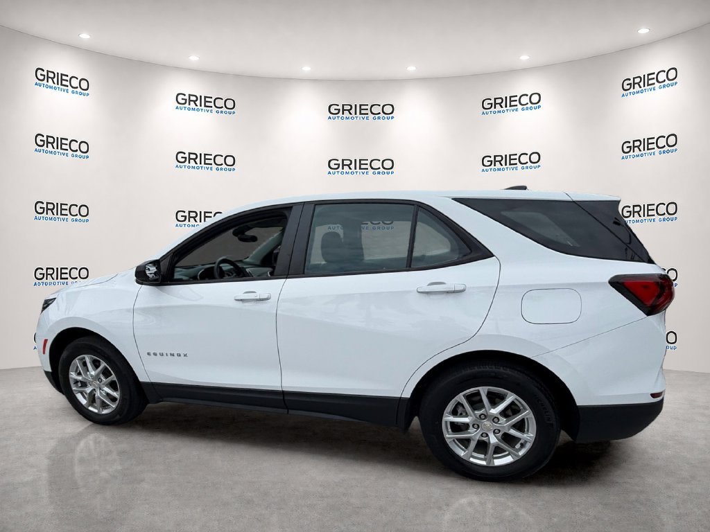 Certified 2024 Chevrolet Equinox LS w/ LPO, Cargo Package FWD image 5