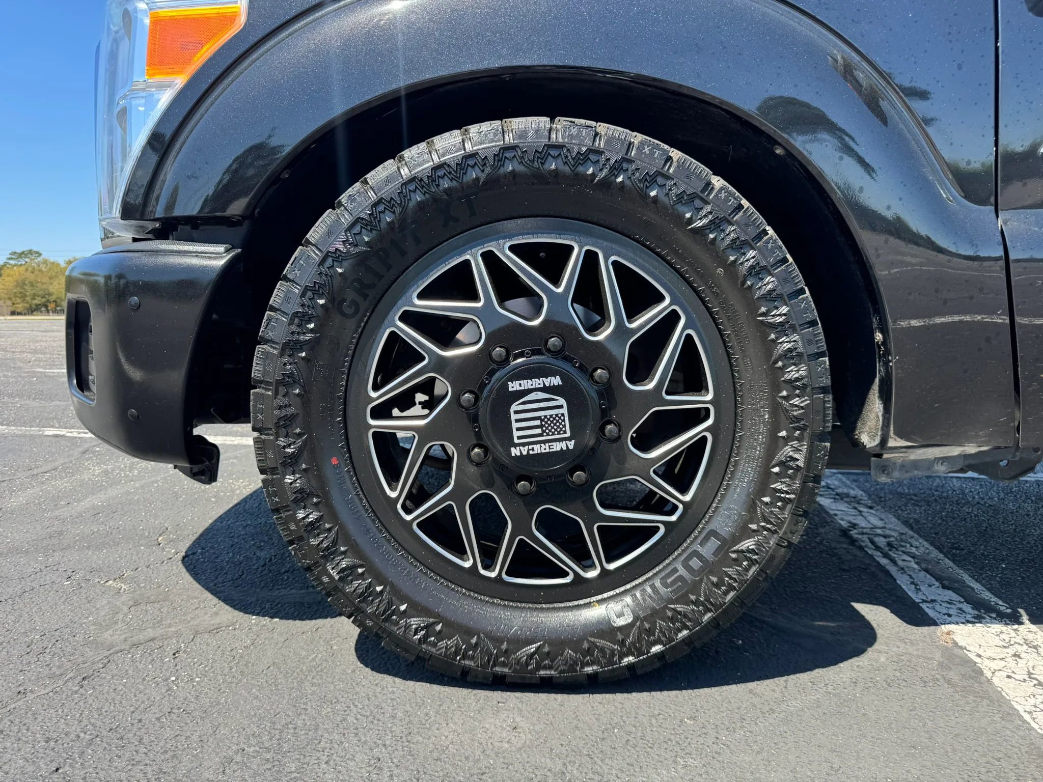 Used 2011 Ford F350 Lariat RWD image 11