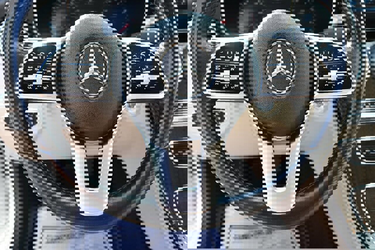 Used 2021 Mercedes-Benz C 300 Sedan w/ Premium Package image 19