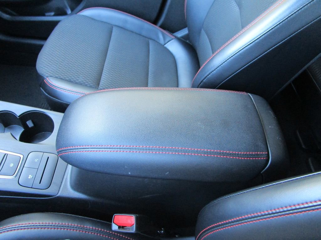 Used 2025 Ford Escape ST-Line image 35