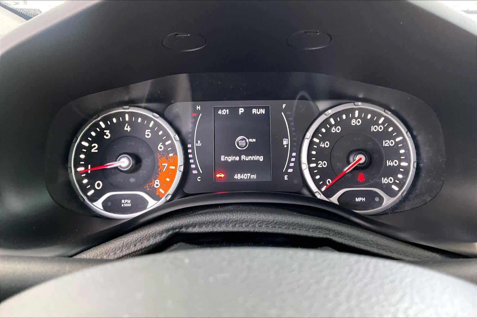 Used 2018 Jeep Renegade Latitude w/ Popular Equipment Group FWD image 25
