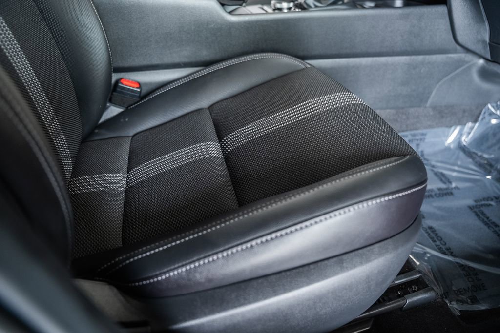 Used 2025 MAZDA CX-50 AWD 2.5 S w/ Premium Package image 40