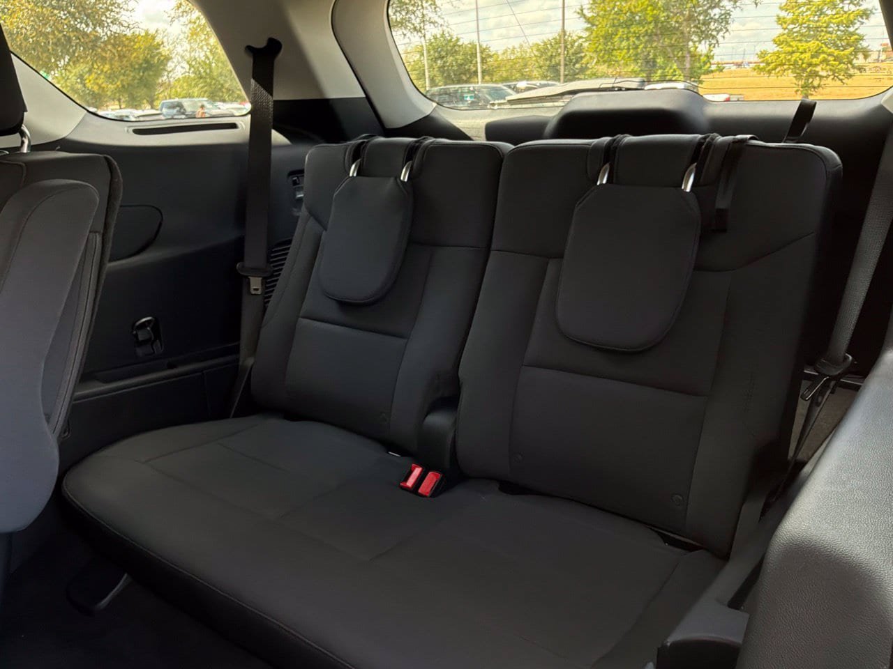 Used 2026 Ford Explorer Active RWD image 13