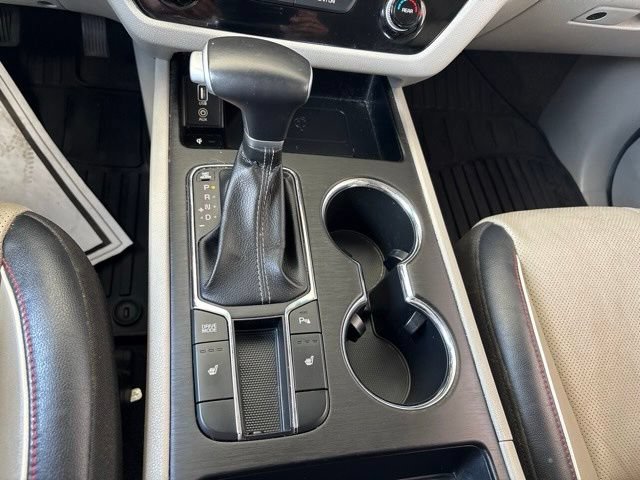 Used 2021 Kia Sedona EX FWD image 20