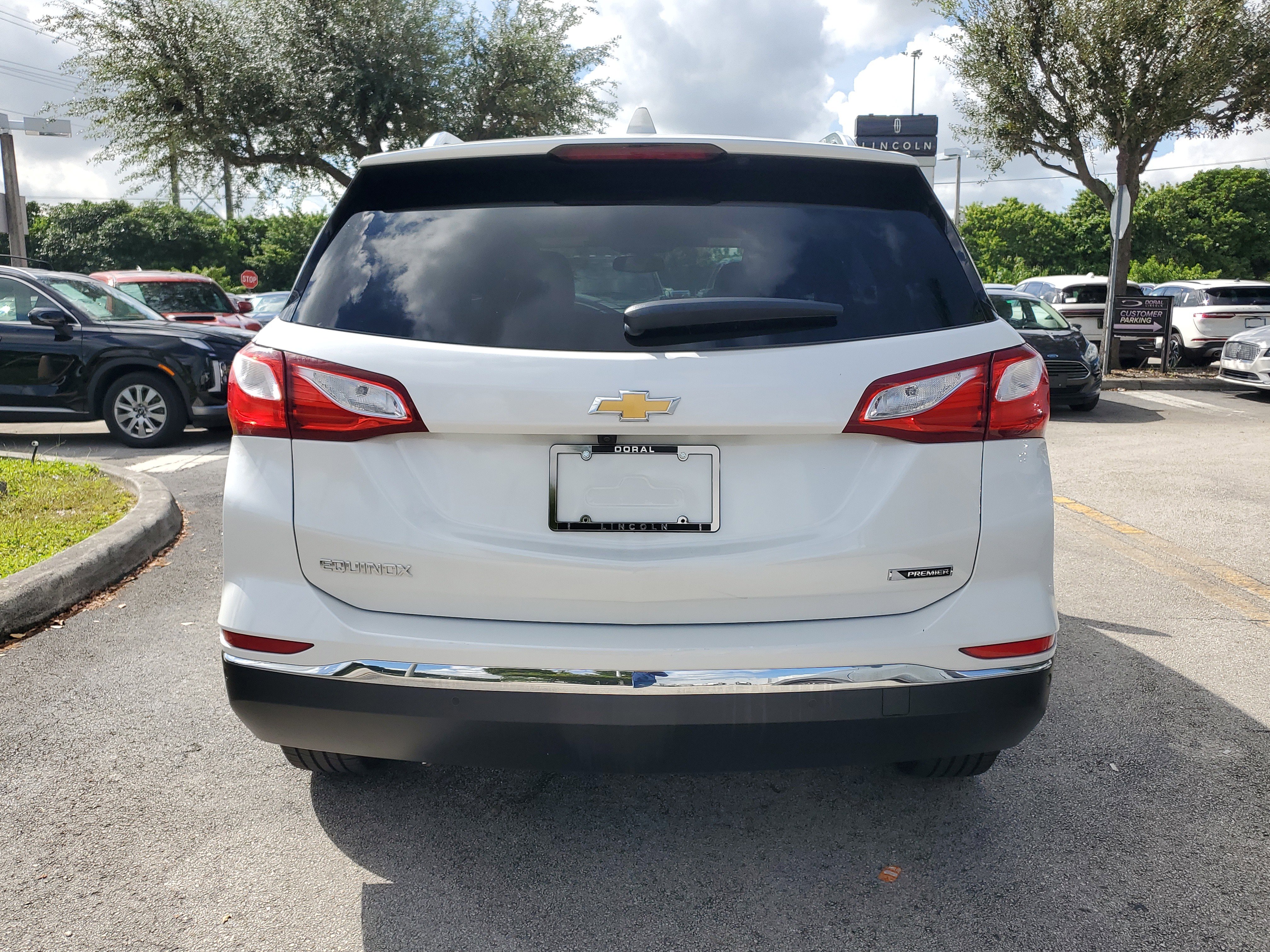 Used 2018 Chevrolet Equinox Premier FWD image 5