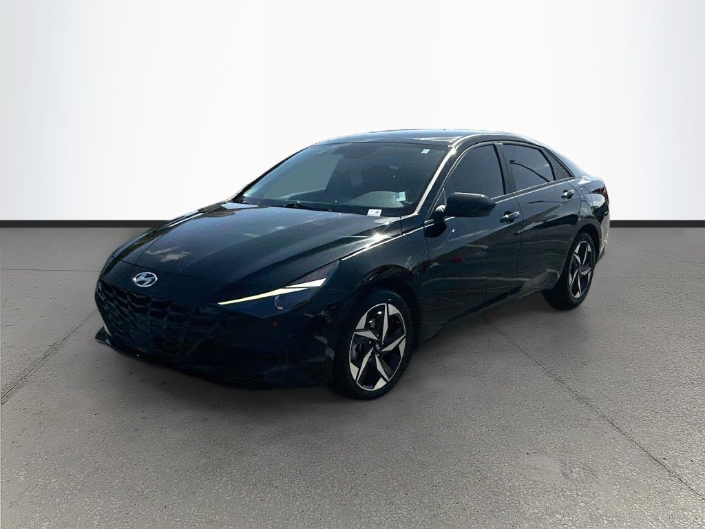 Used 2023 Hyundai Elantra SEL w/ Convenience Package FWD image 3