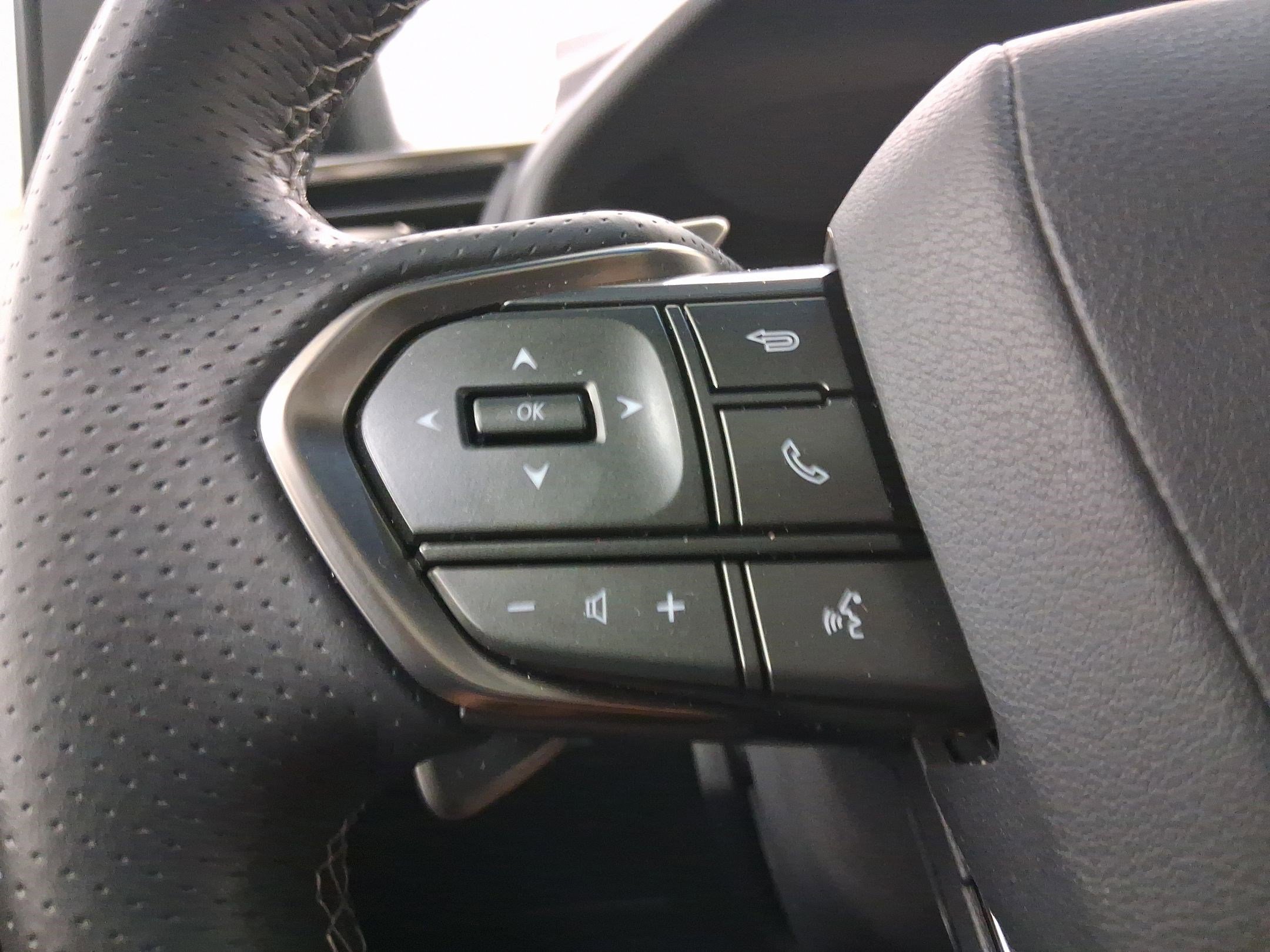 Used 2024 Lexus LX 600 F Sport image 14