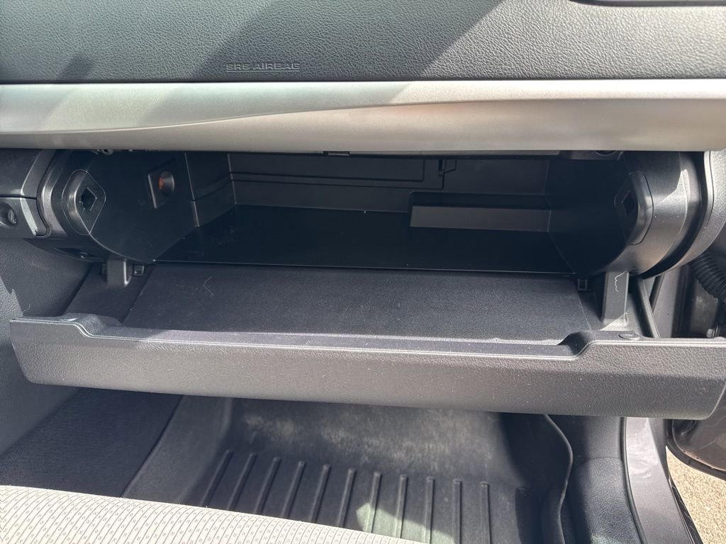 Used 2017 Toyota Camry SE image 13