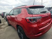 Used 2022 Jeep Compass Limited AWD/4WD image 4