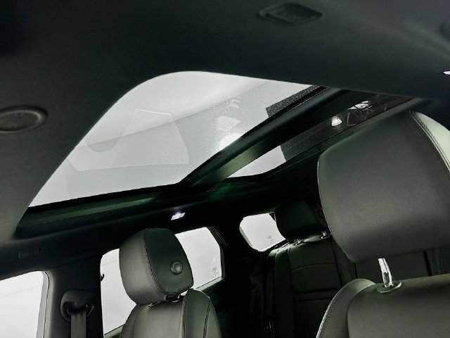 Used 2026 Land Rover Range Rover Evoque S AWD/4WD image 14