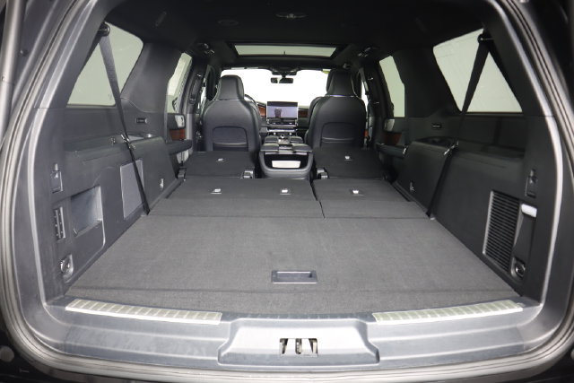 Used 2023 Lincoln Navigator L Reserve w/ Equipment Group 201A AWD/4WD image 64