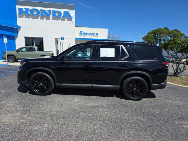 Certified 2025 Honda Pilot Black Edition image 7