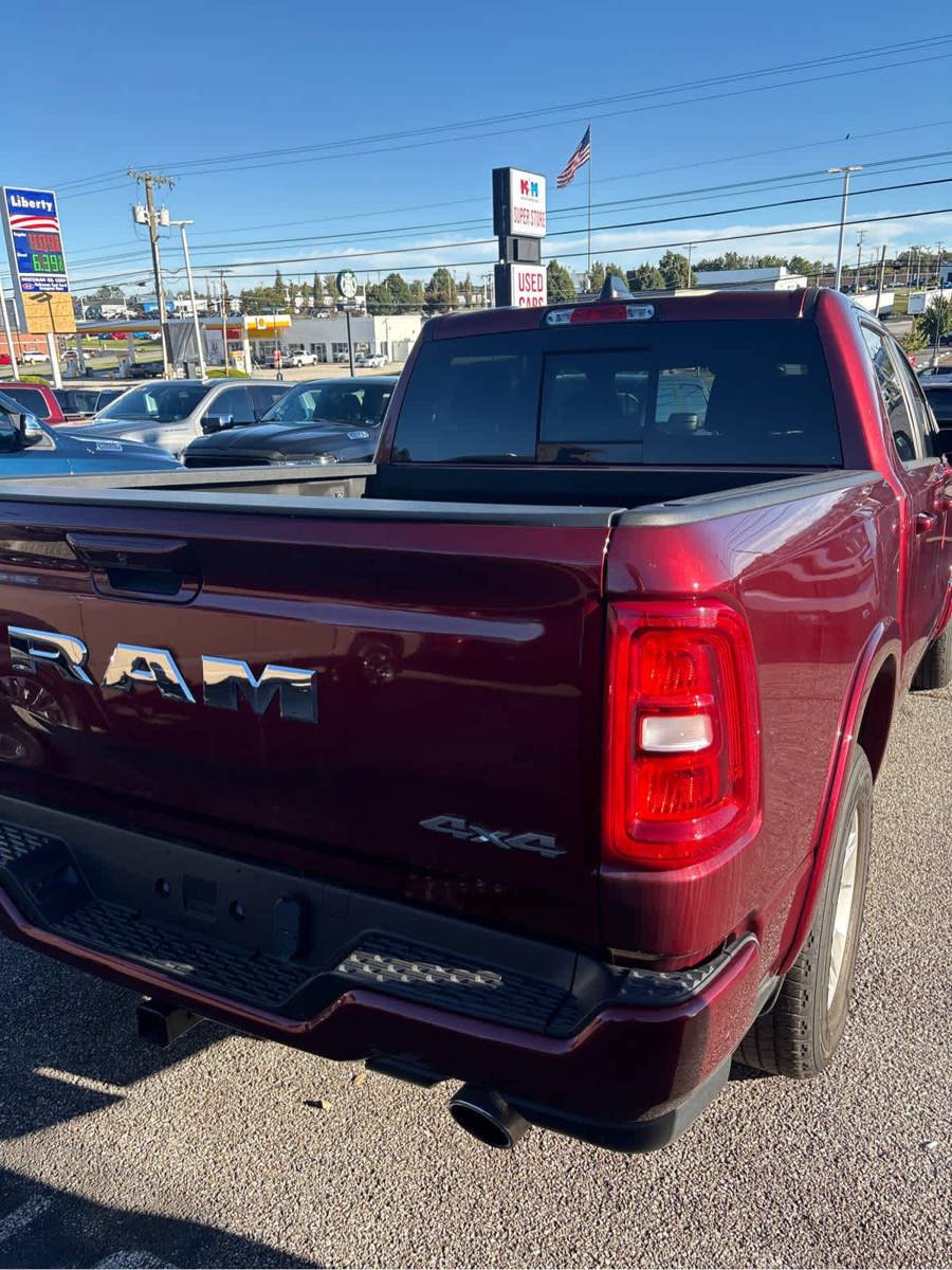 Used 2025 RAM 1500 Big Horn AWD/4WD image 26