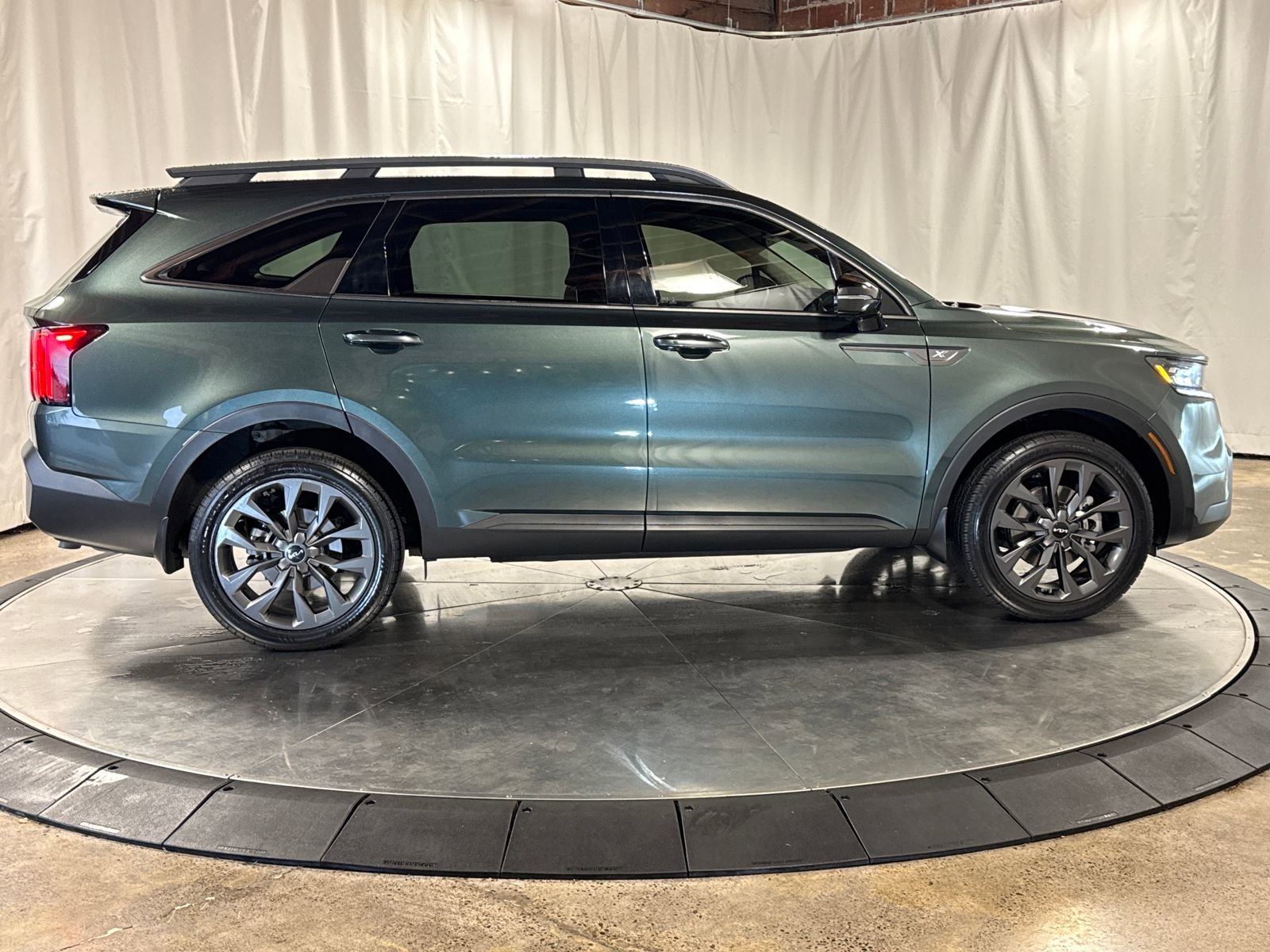 Used 2022 Kia Sorento SX Prestige AWD/4WD image 9