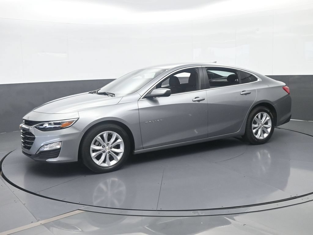 Used 2024 Chevrolet Malibu LT FWD image 2
