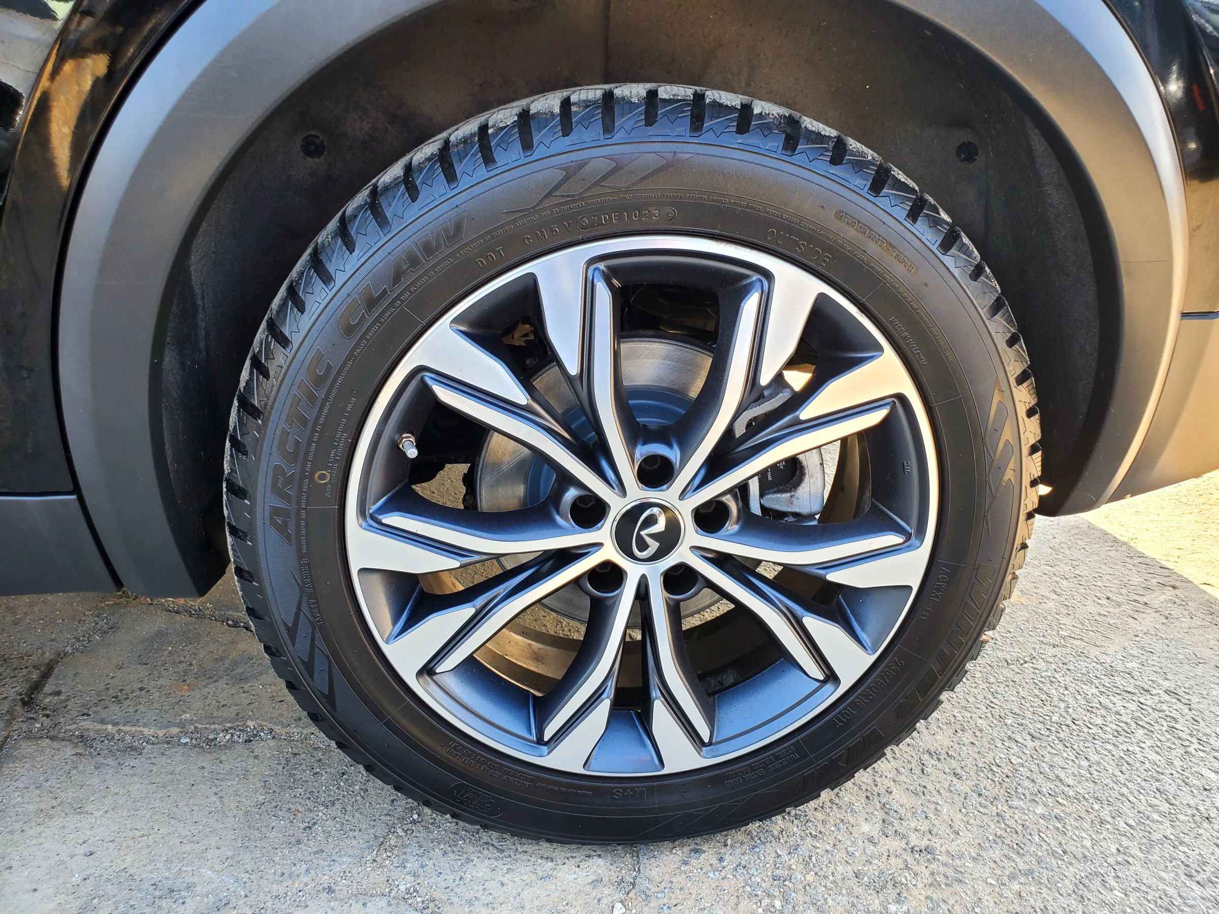 Used 2017 INFINITI QX30 AWD image 50