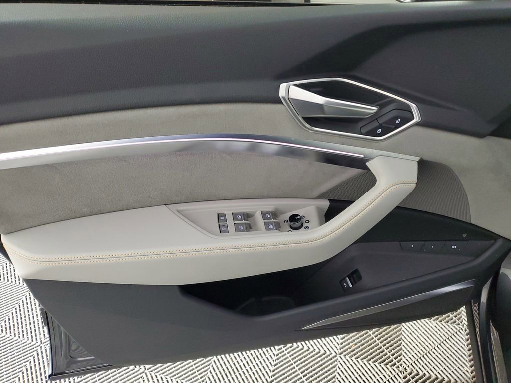 Certified 2024 Audi Q8 e-tron Prestige w/ Prestige Package AWD/4WD image 19