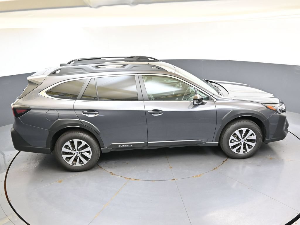 Certified 2025 Subaru Outback Premium AWD/4WD image 41
