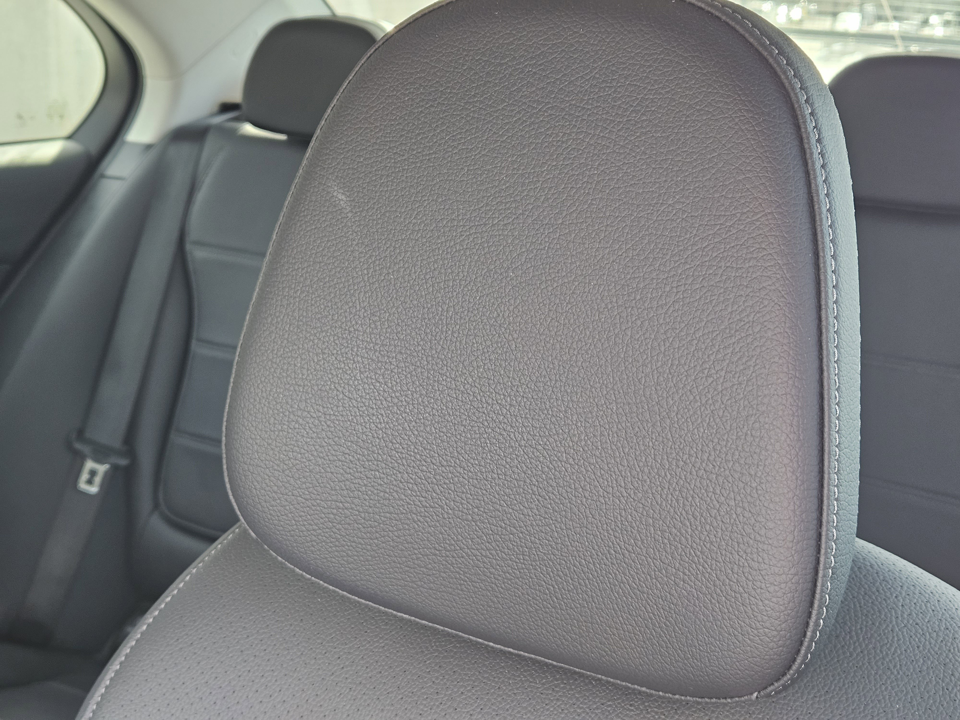 Certified 2025 Mercedes-Benz C 300 Sedan image 16