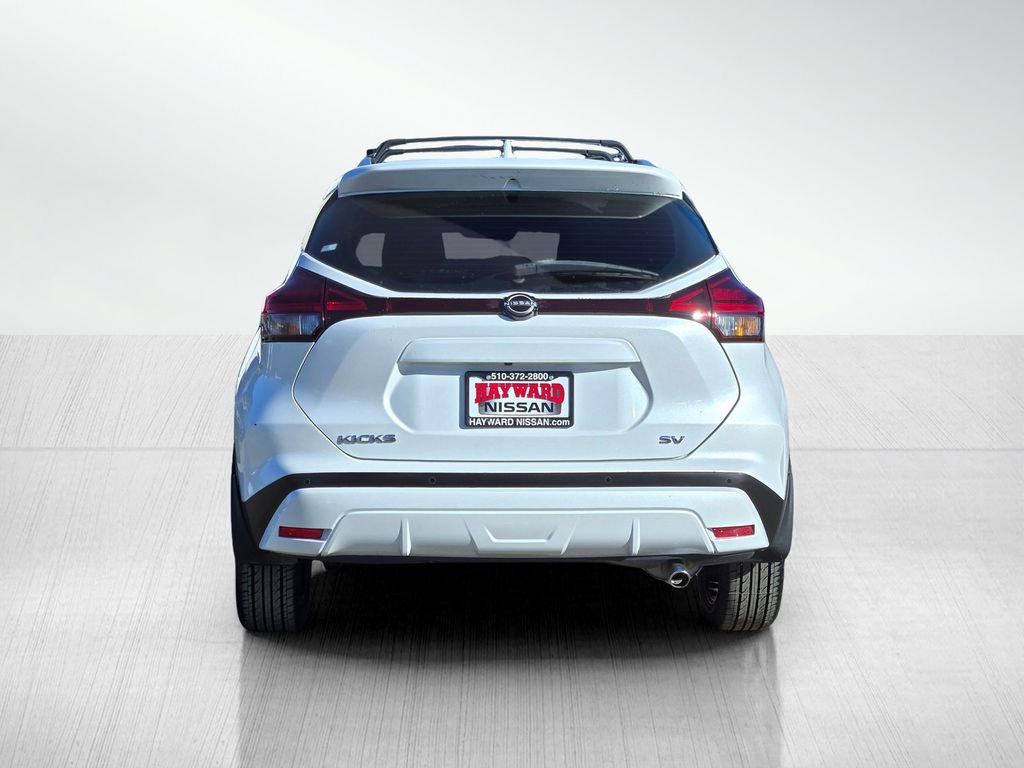 Used 2022 Nissan Kicks SV w/ Interior Electronics Package image 5
