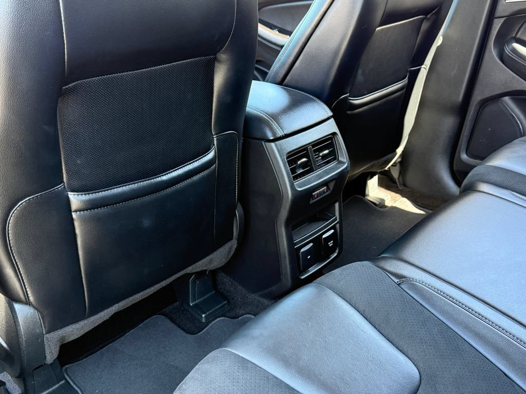 Used 2018 Ford Edge Sport w/ Equipment Group 401A AWD/4WD image 29