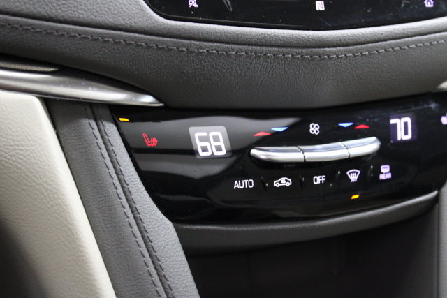 Used 2021 Cadillac XT5 Premium Luxury AWD/4WD image 19