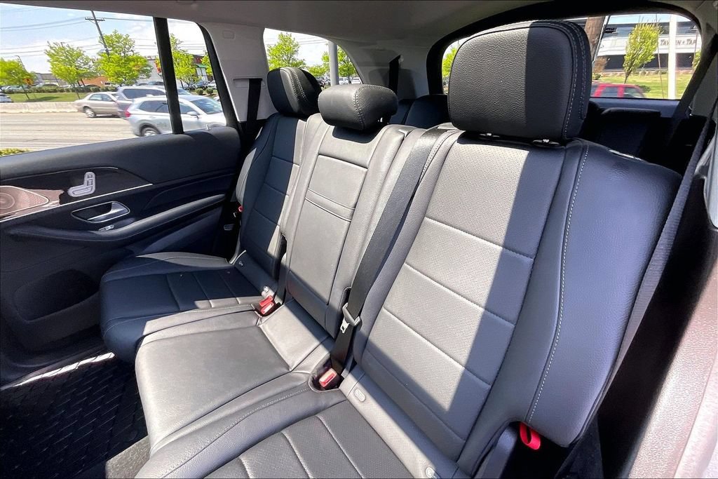 Certified 2023 Mercedes-Benz GLS 450 4MATIC image 18