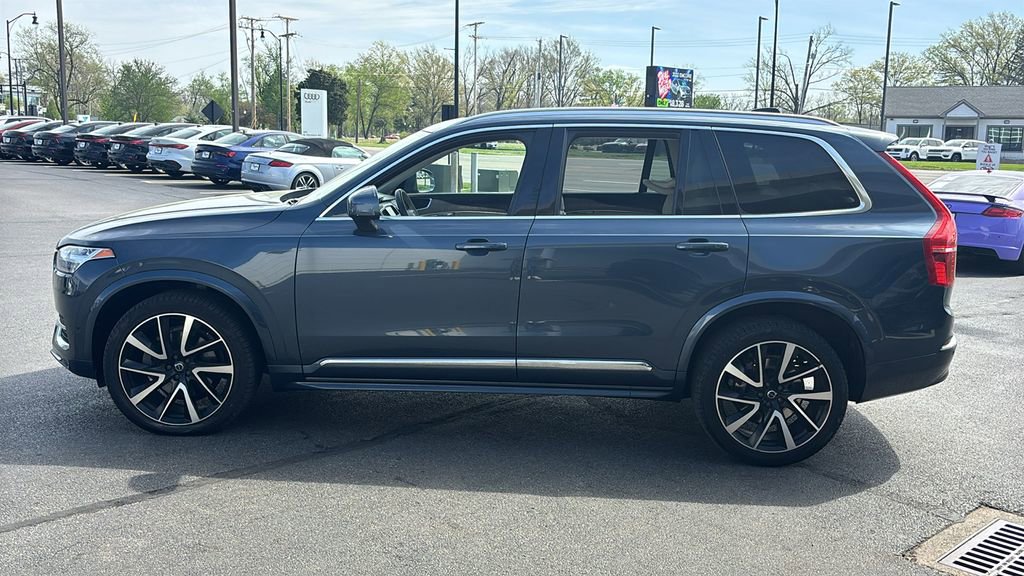 Used 2023 Volvo XC90 B6 Plus w/ Protection Package image 3