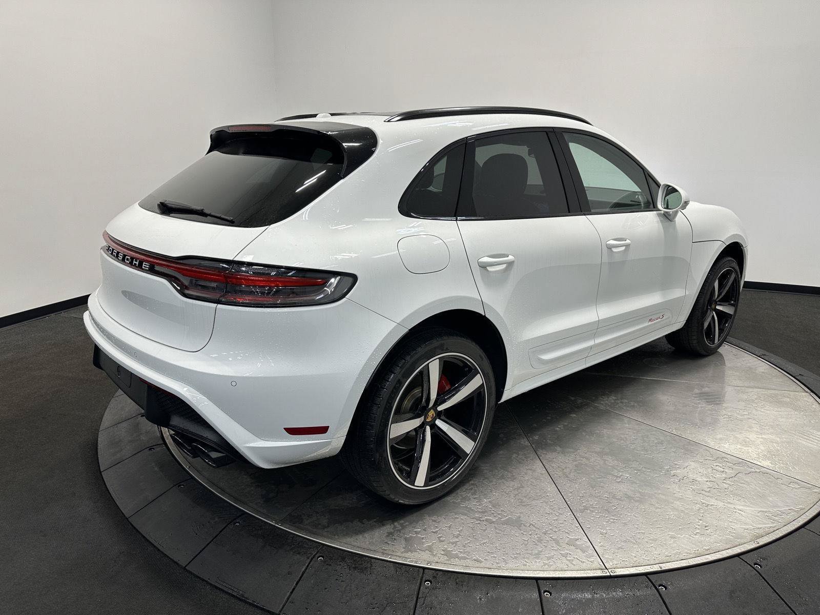 New 2026 Porsche Macan S AWD/4WD image 7