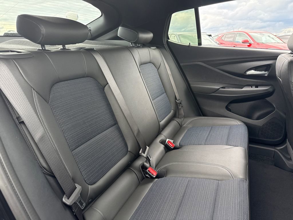 New 2026 Buick Envista Preferred FWD image 33