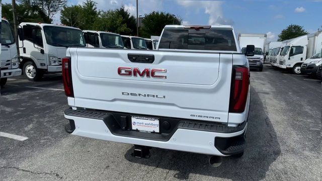 New 2026 GMC Sierra 2500 Denali w/ Denali Reserve Package AWD/4WD image 9