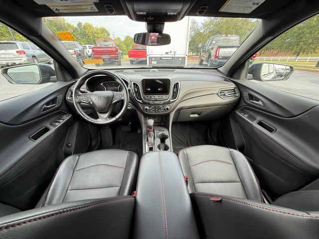 Used 2022 Chevrolet Equinox RS w/ RS Leather Package image 9