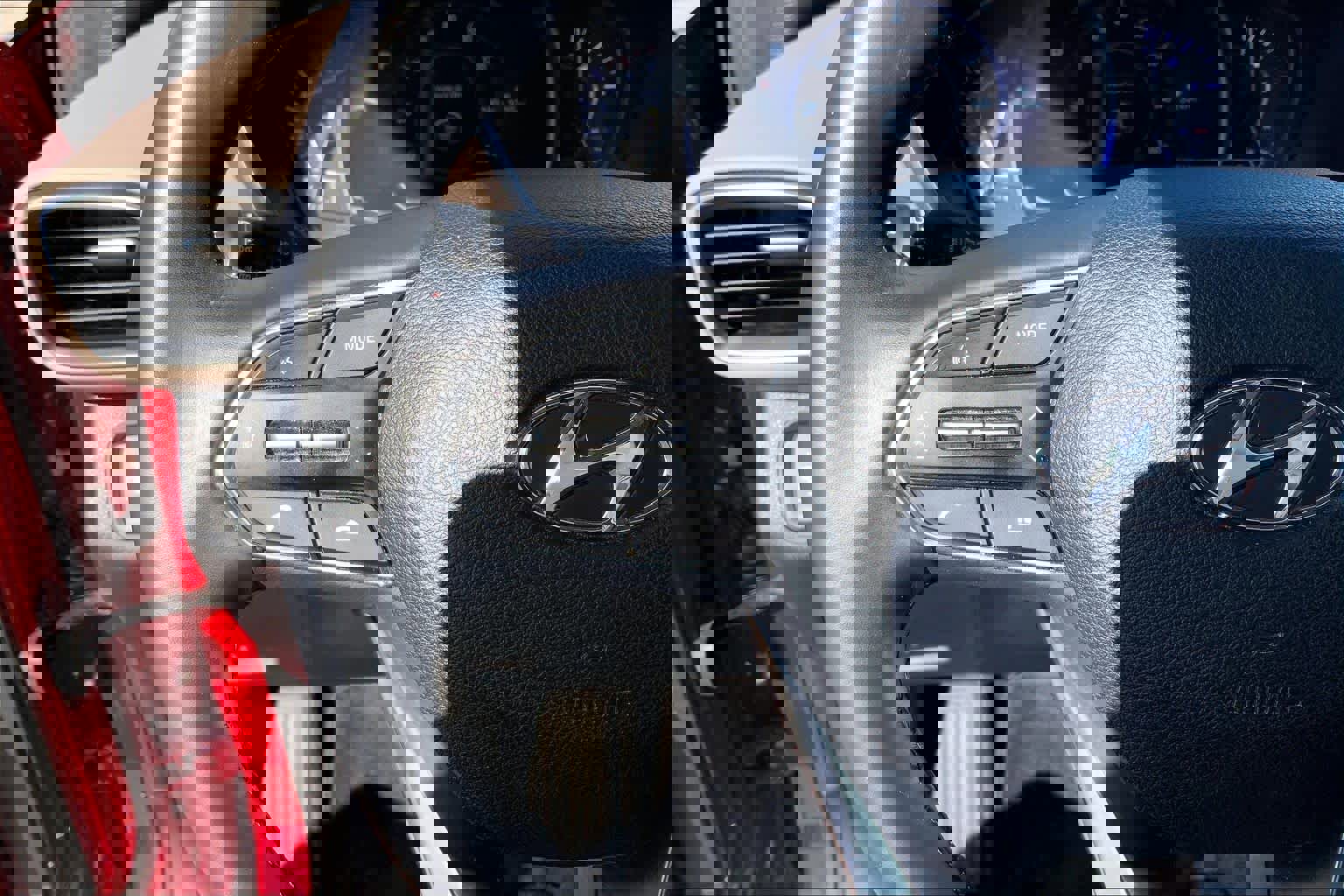 Used 2019 Hyundai Santa Fe Limited w/ Cargo Package image 22